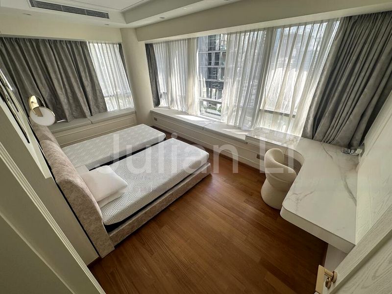 4 Bed Condo for Sale in  Paterson Suites - Image 3